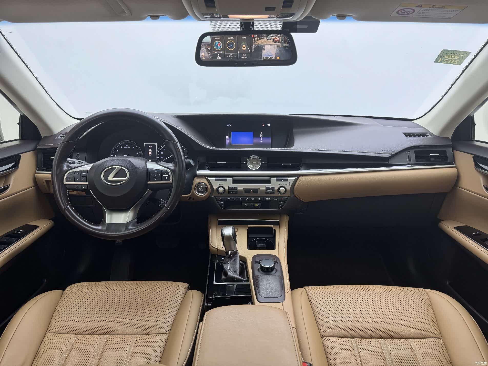 Lexus ES, 2017 18