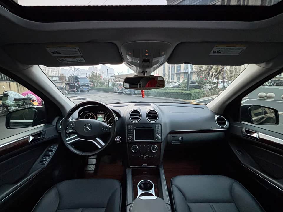 Mercedes-Benz GL grade