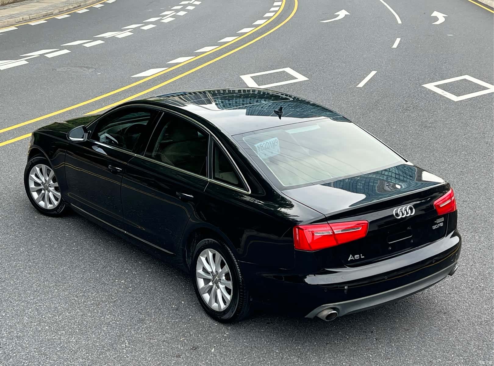 Audi A6L, 2012 22