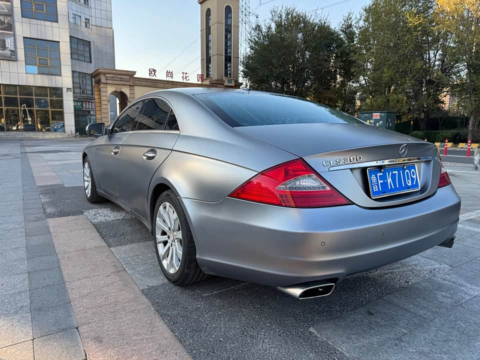 Mercedes-Benz CLS
