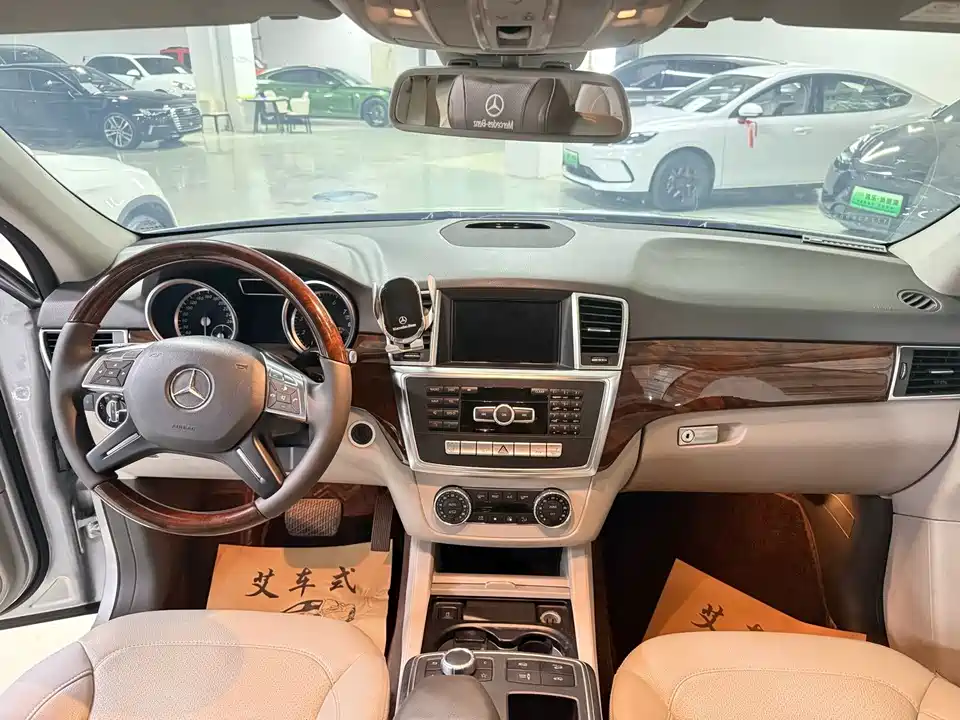 Mercedes-Benz M class