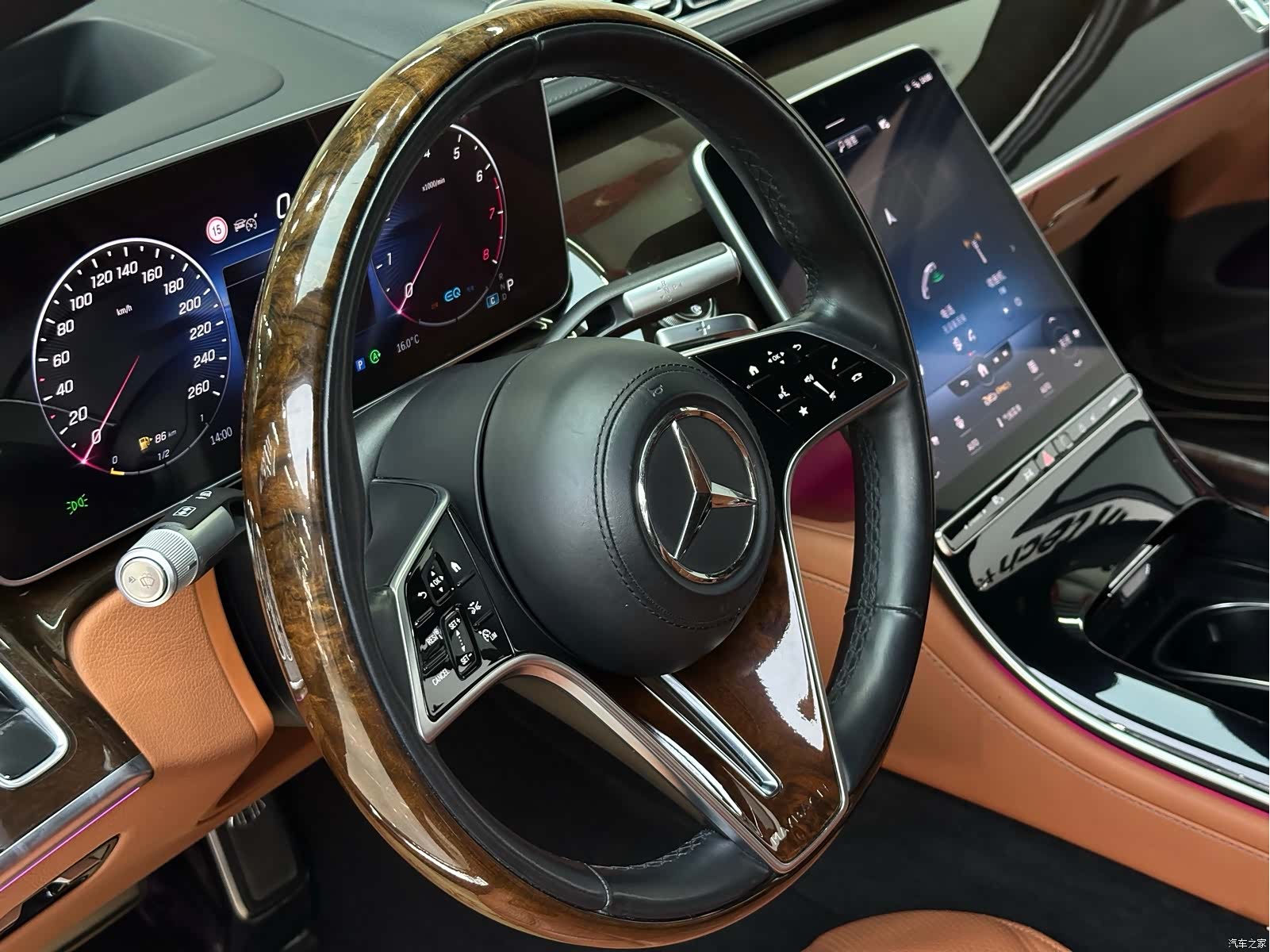 Maybach S-Class, 2021 9
