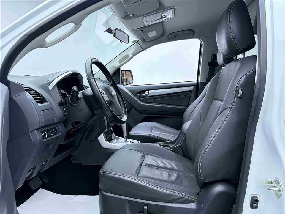 Isuzu mu-X Shepherd Ranger