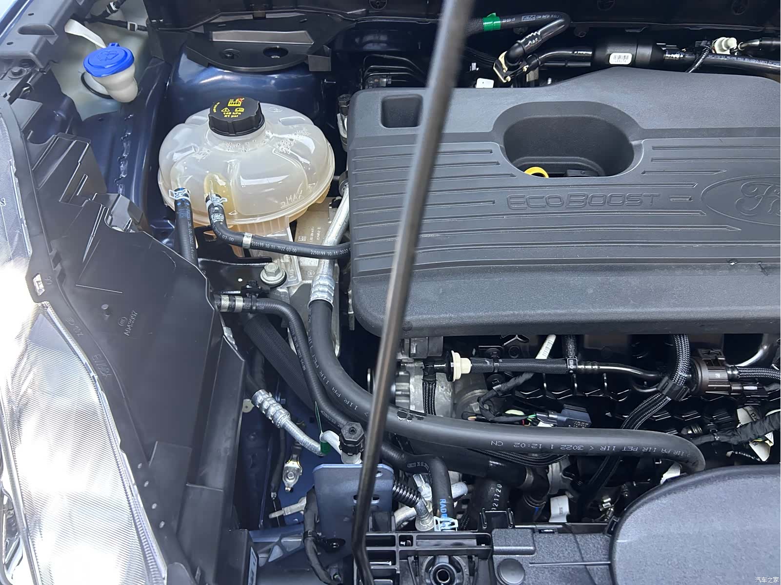 Ford Escape, 2023 26