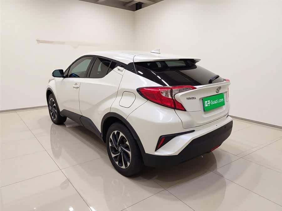 Toyota IZOA 2018, фото 24
