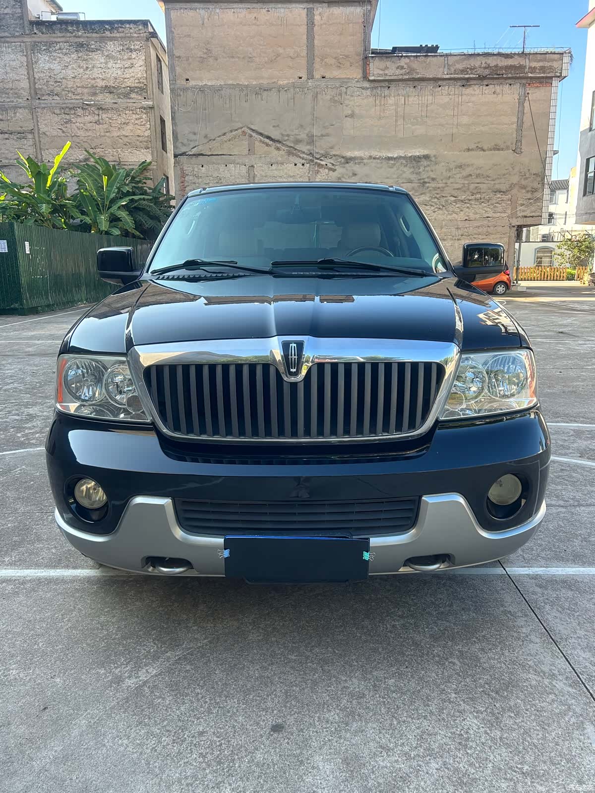 Lincoln Navigator, 2005 1