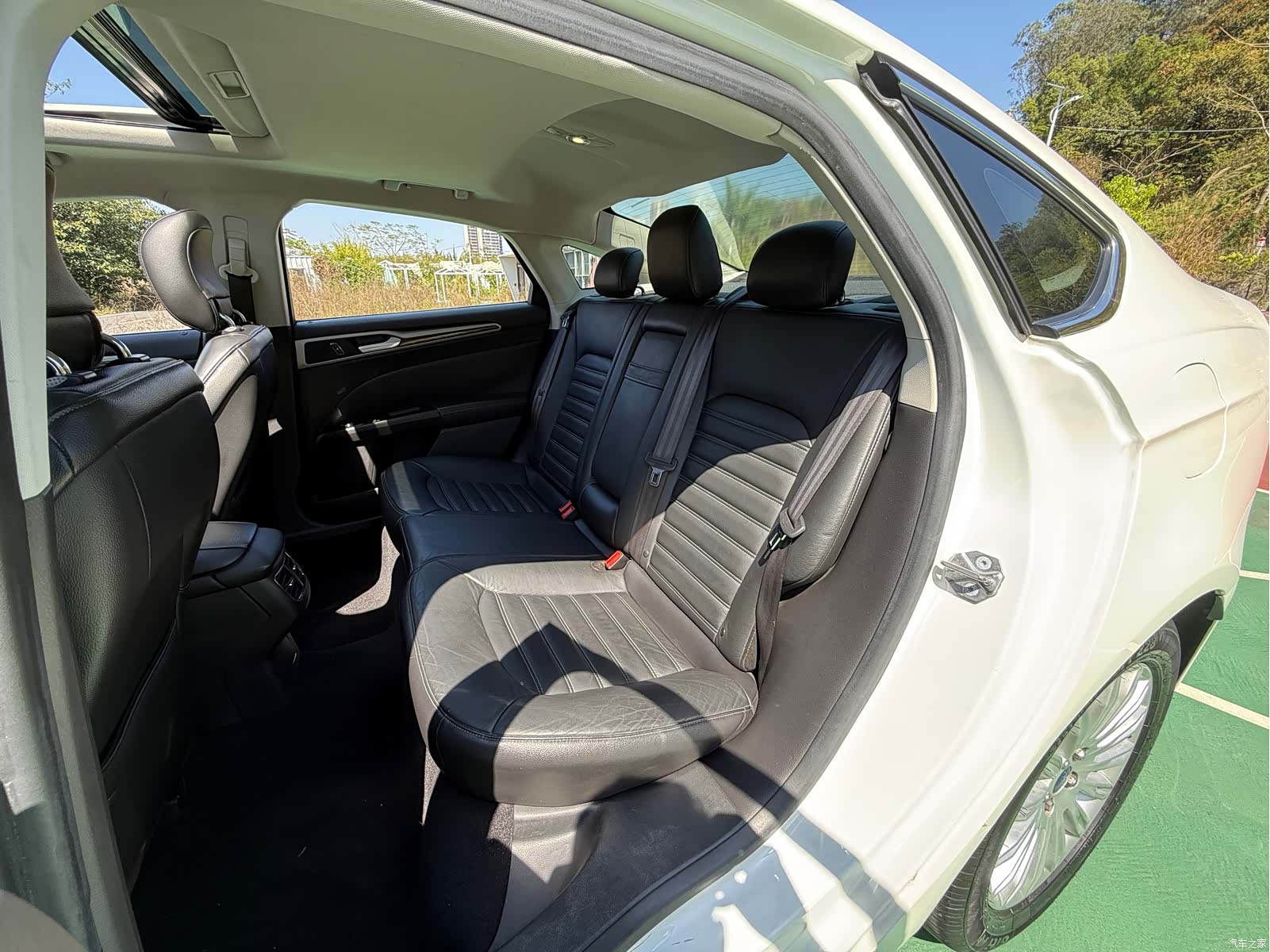 Ford Mondeo, 2016 9