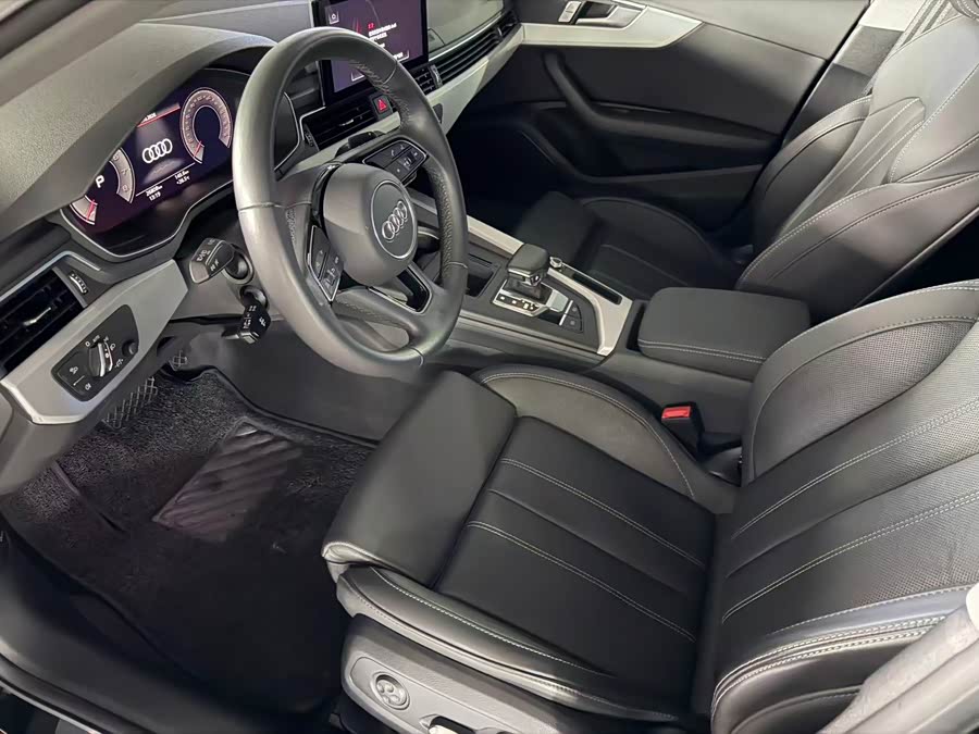 Audi A4L 2024, фото 4