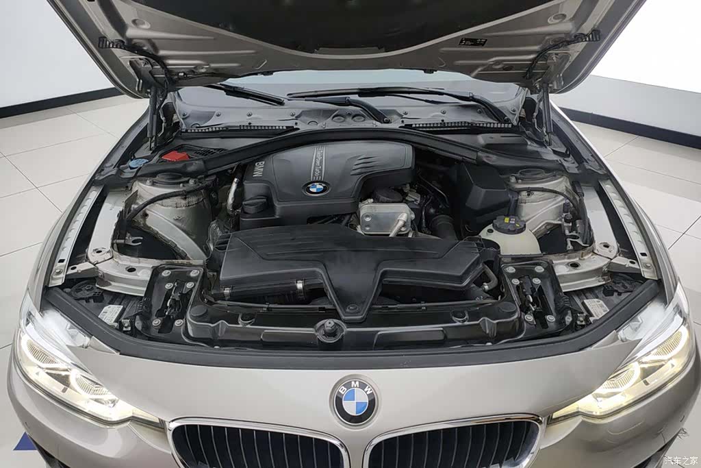 BMW 3 Series, 2016 10