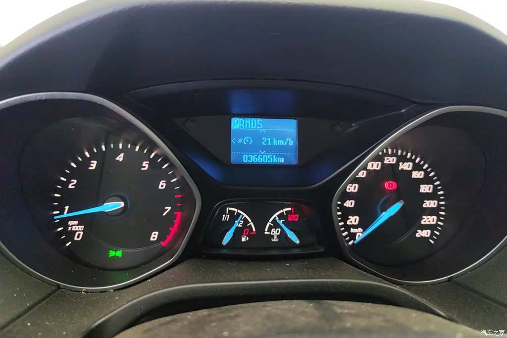 Ford Focus, 2015 14