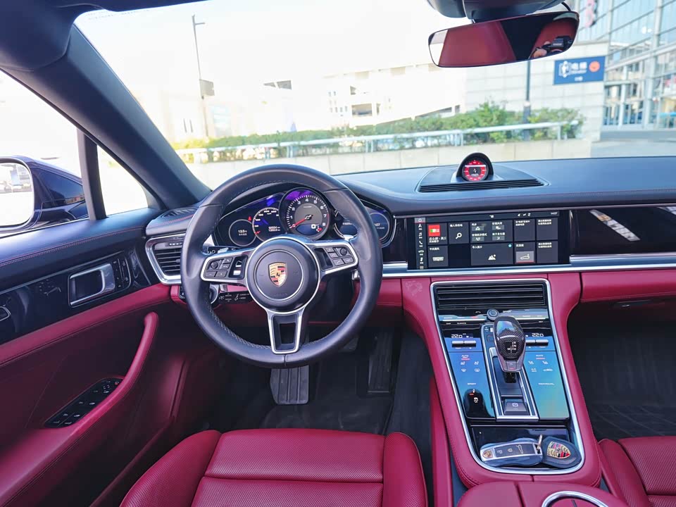 Porsche Panamera