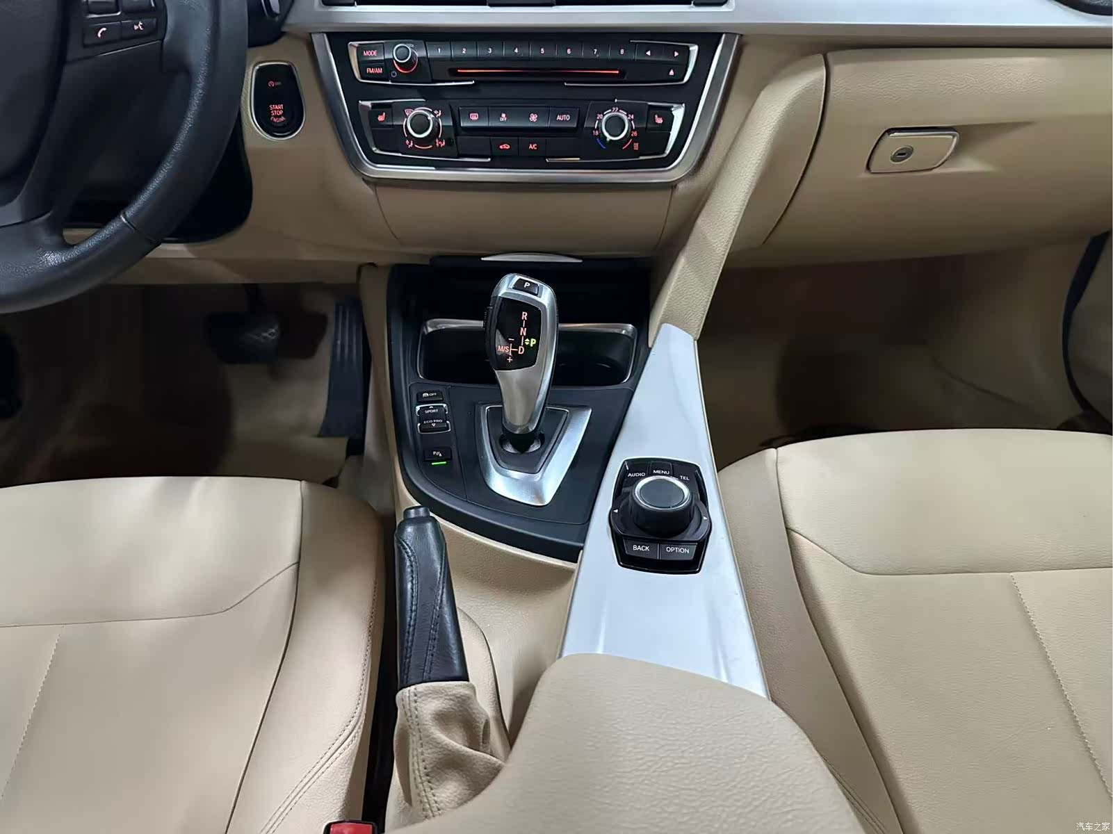 BMW 3 Series, 2015 11