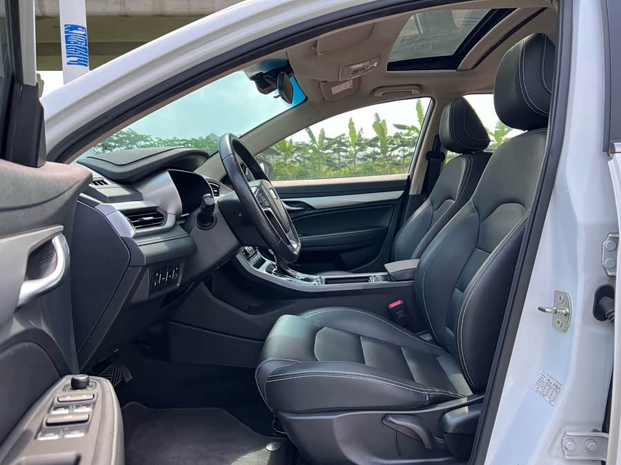 Geely Emgrand 2019, фото 4