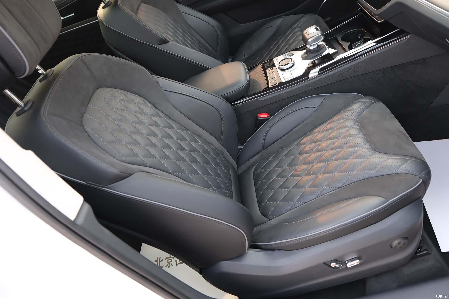 Hongqi HS5, 2019 14