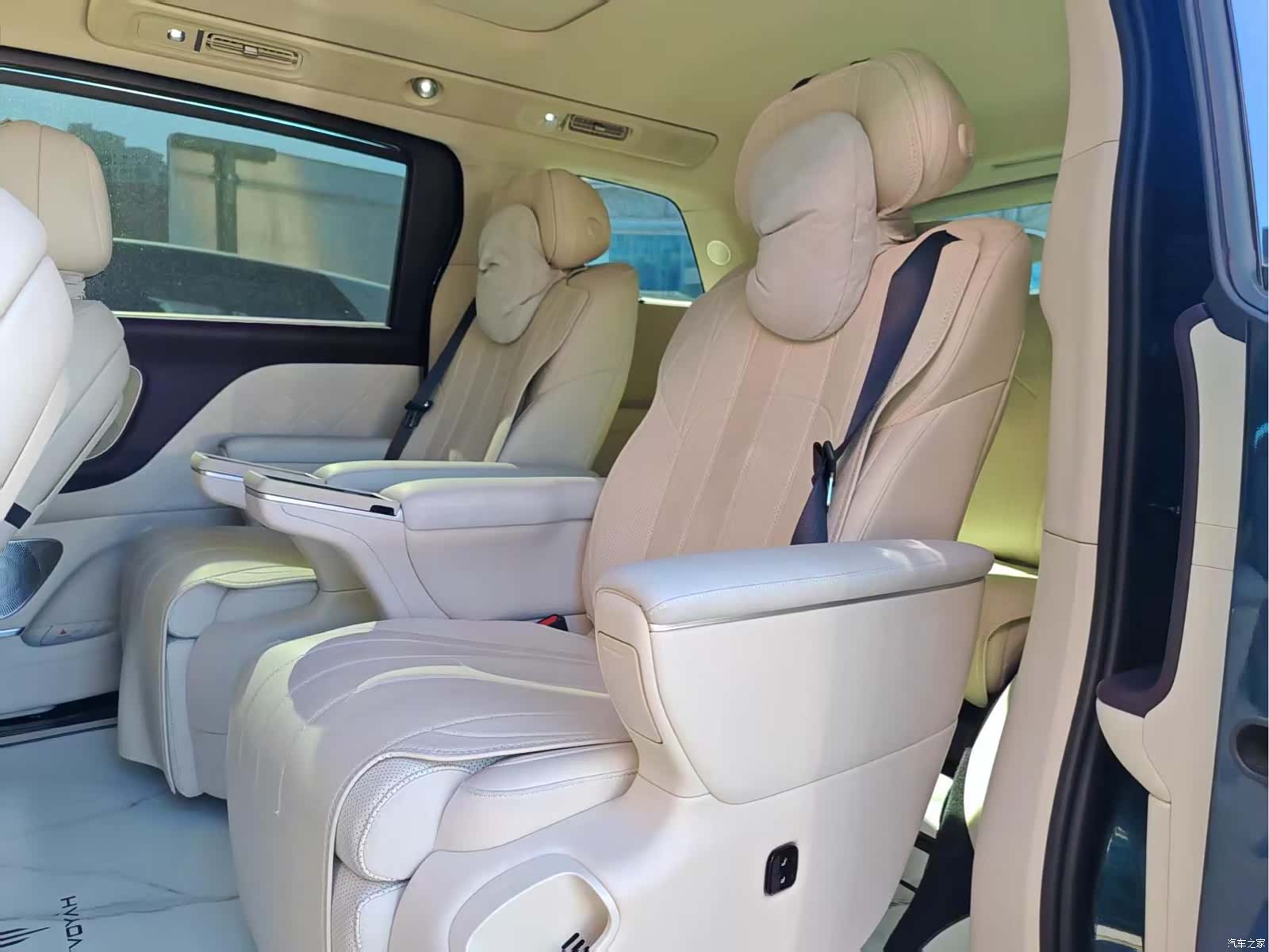 Voyah Dreamer, 2025 7