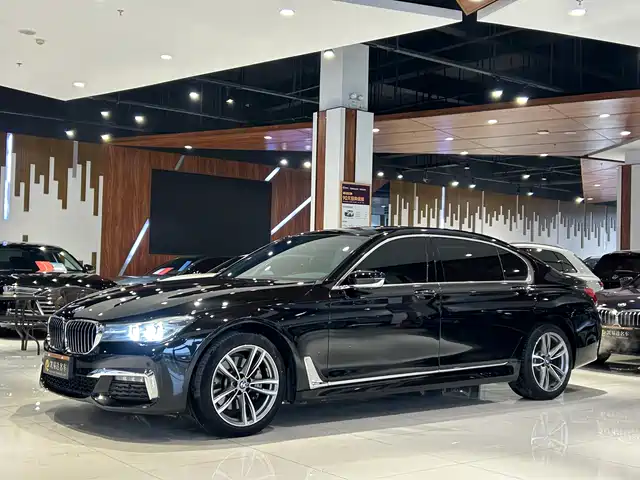 BMW 7-Series 2019 — купить из Китая под заказ