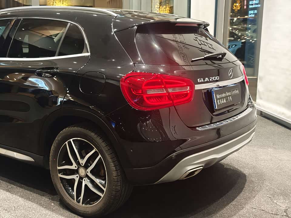 Mercedes-Benz GLA