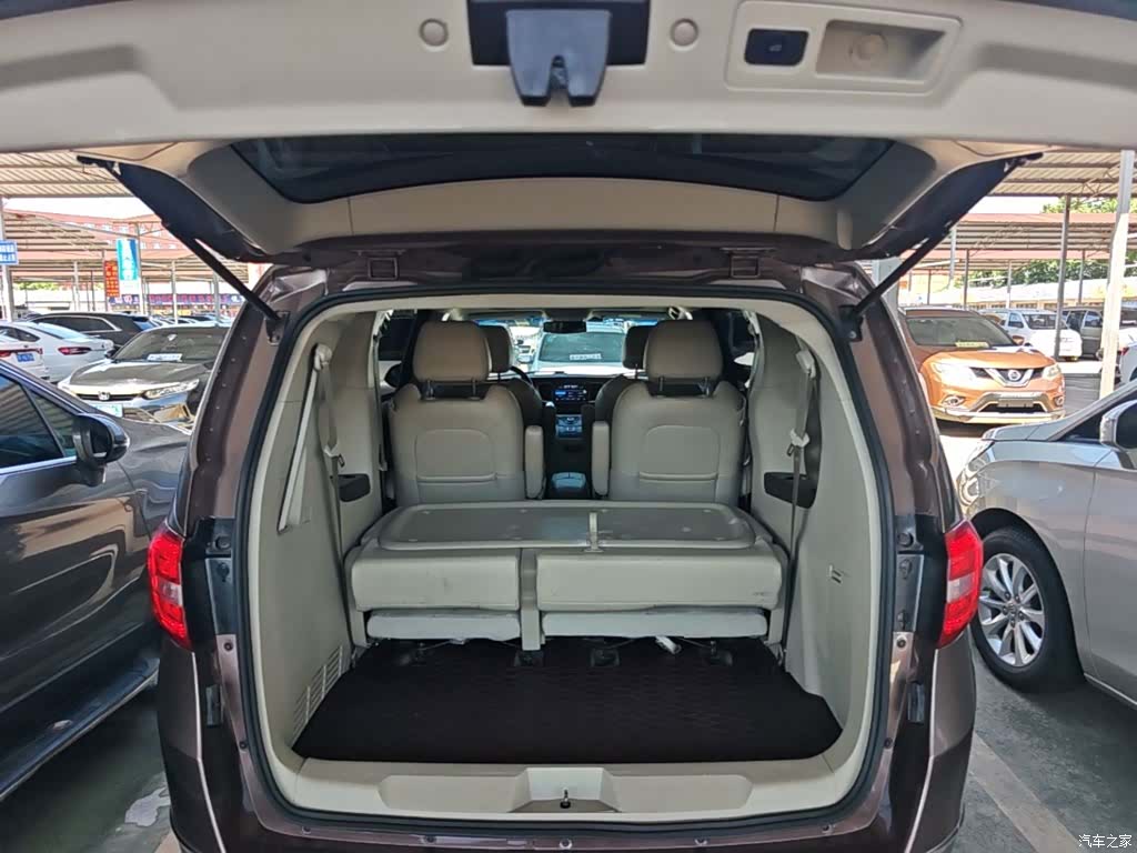 Buick GL8, 2019 15