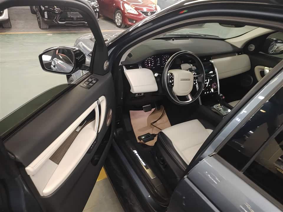 Land Rover Discover sports