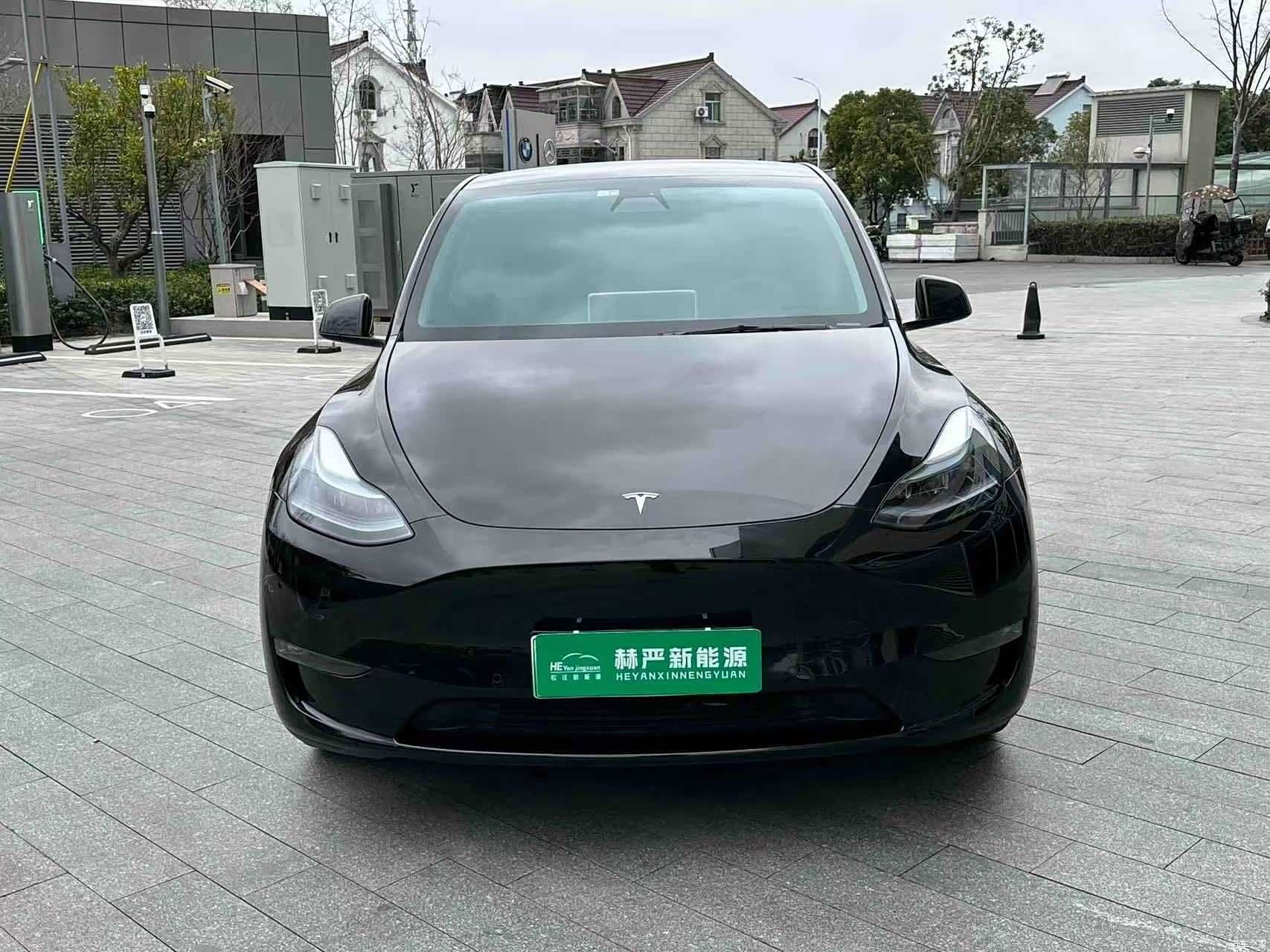 Tesla Model Y, 2023 3