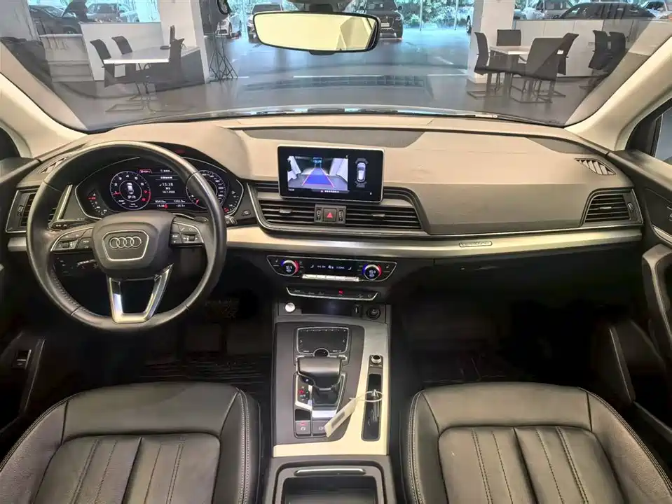 Audi Q5L Audi Q5L
