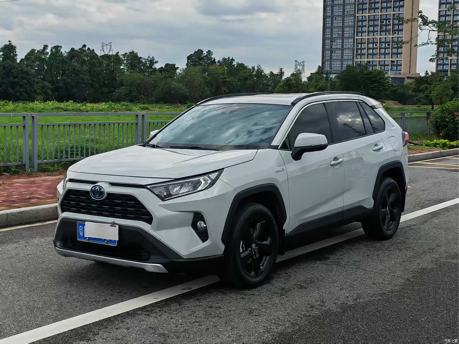 Toyota RAV4, 2020 3