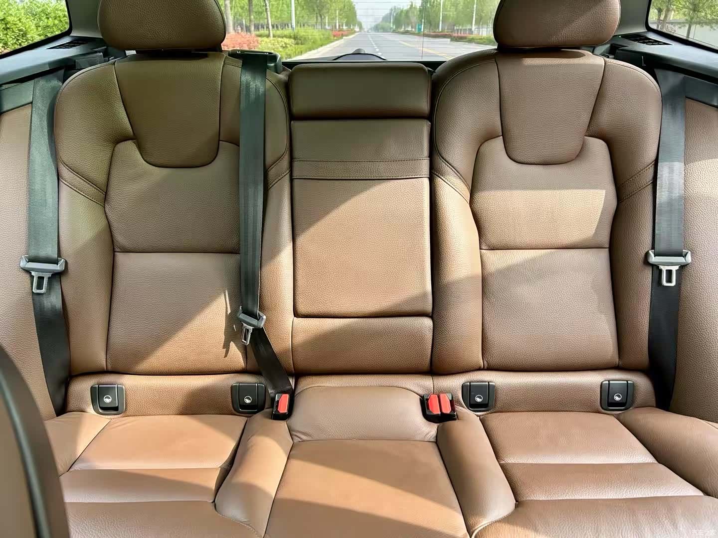 Volvo XC60, 2019 11