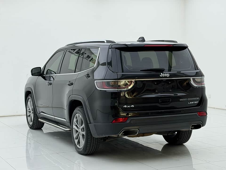 Jeep Grand Commander