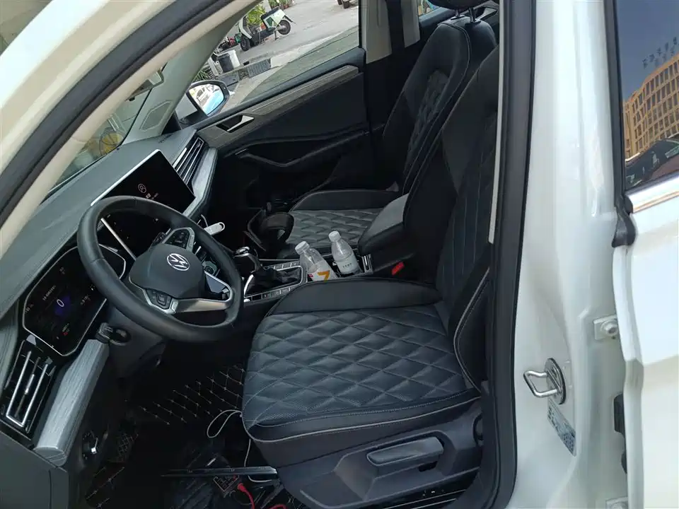 Volkswagen Sagitar Volkswagen Sagitar