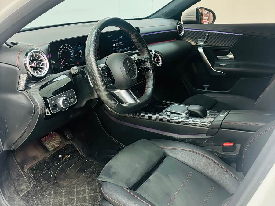 Mercedes-Benz A-Class 2024, фото 7