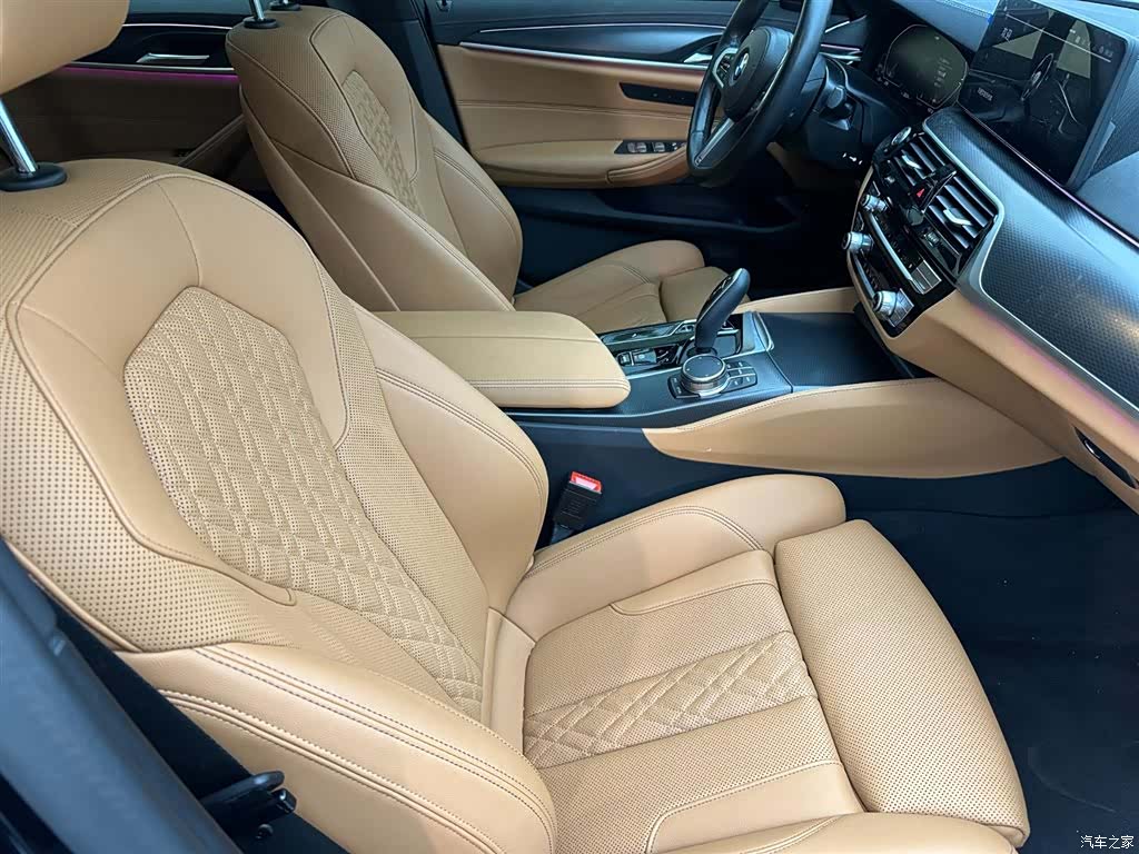 BMW 5 Series, 2023 9