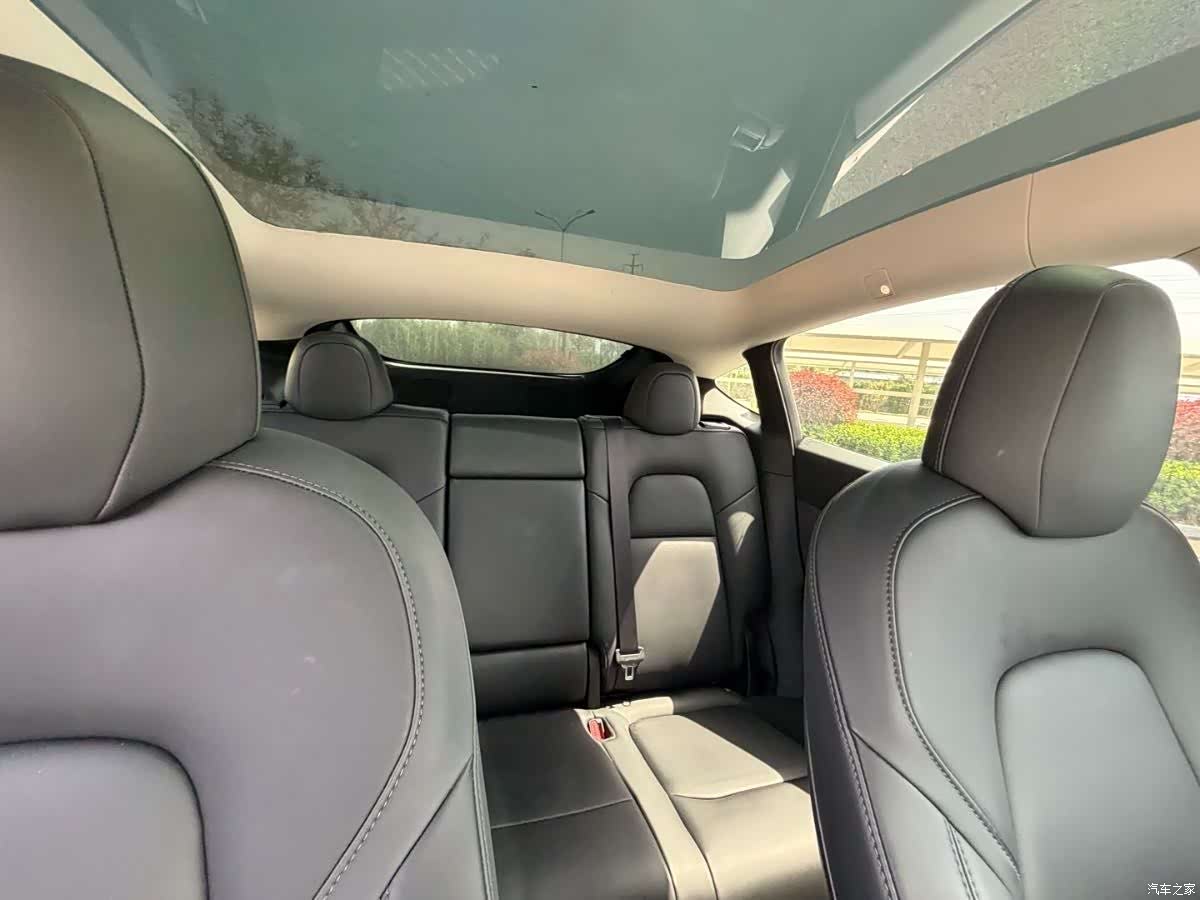 Tesla Model Y, 2022 14