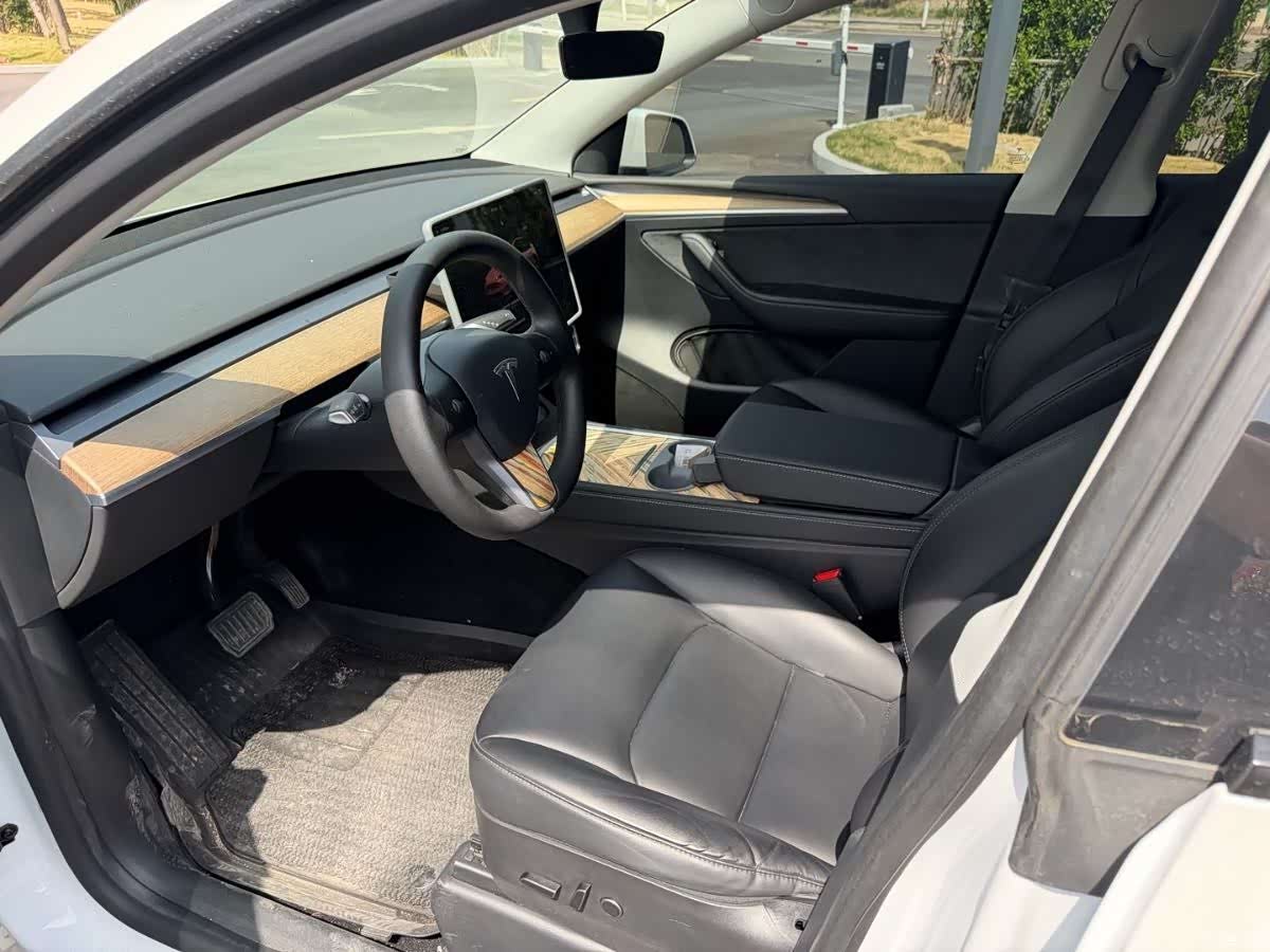 Tesla Model Y, 2022 9