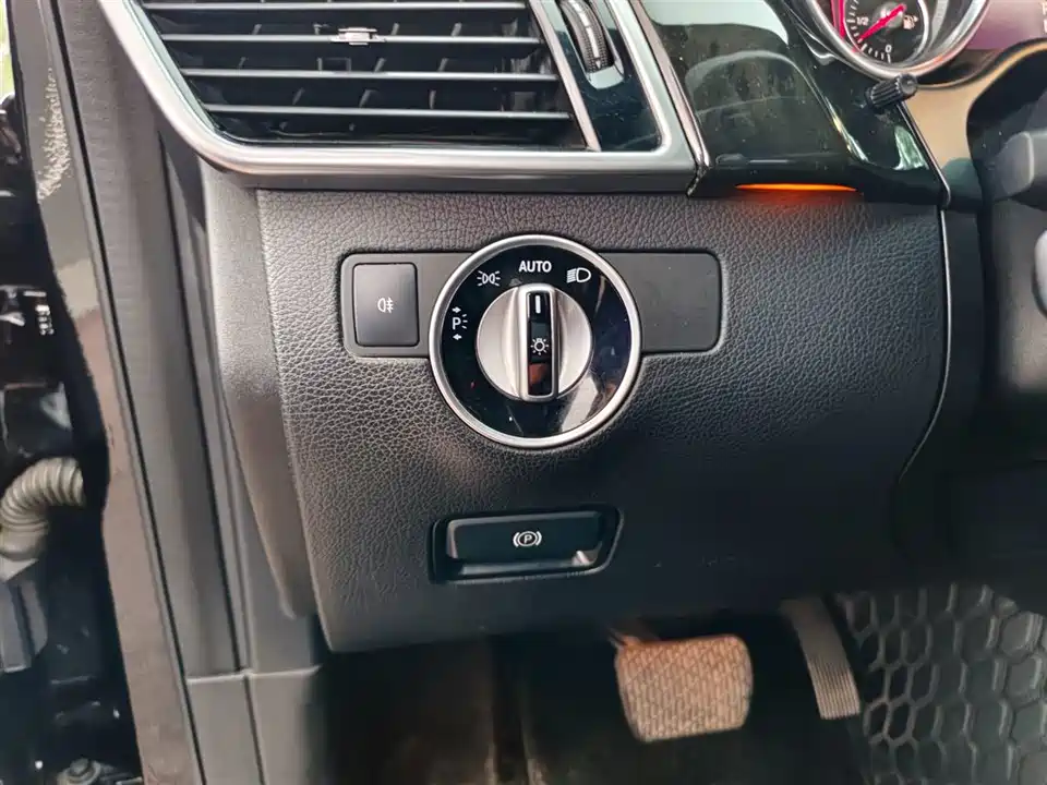 Mercedes-Benz GLS Mercedes-Benz GLS