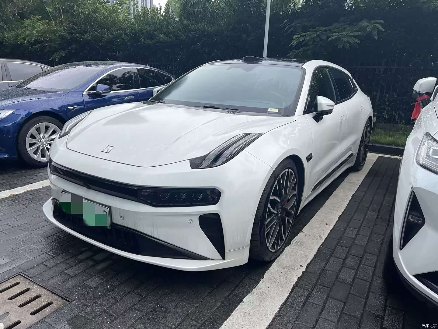 Zeekr 001, 2025 3
