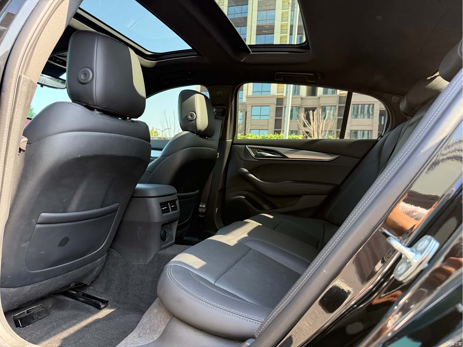 Cadillac CT5, 2026 7