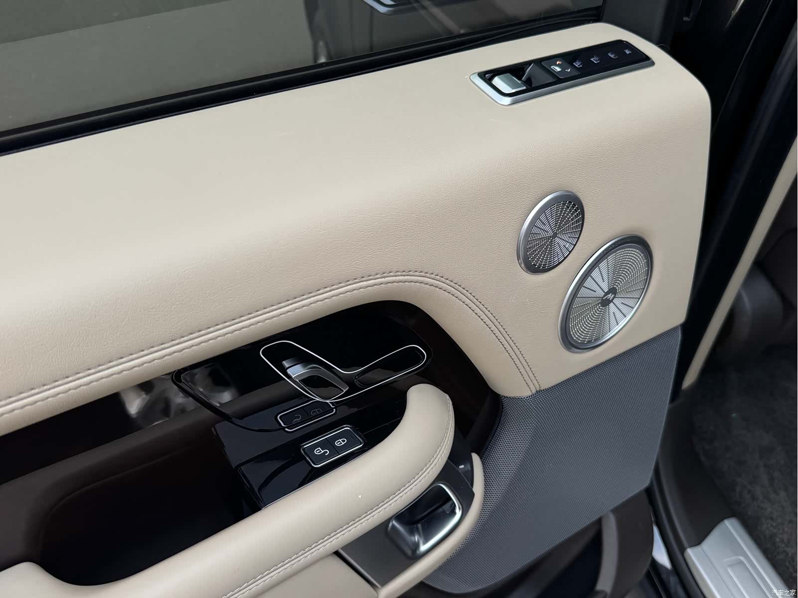 Land Rover Range Rover, 2021 29