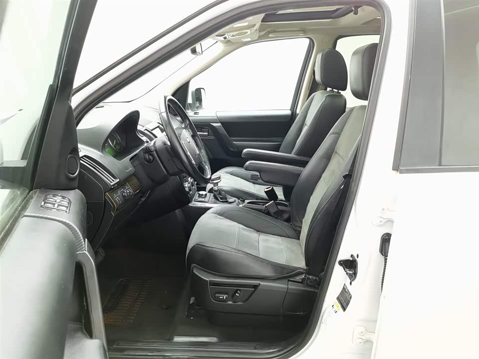 Land Rover Freelander 2