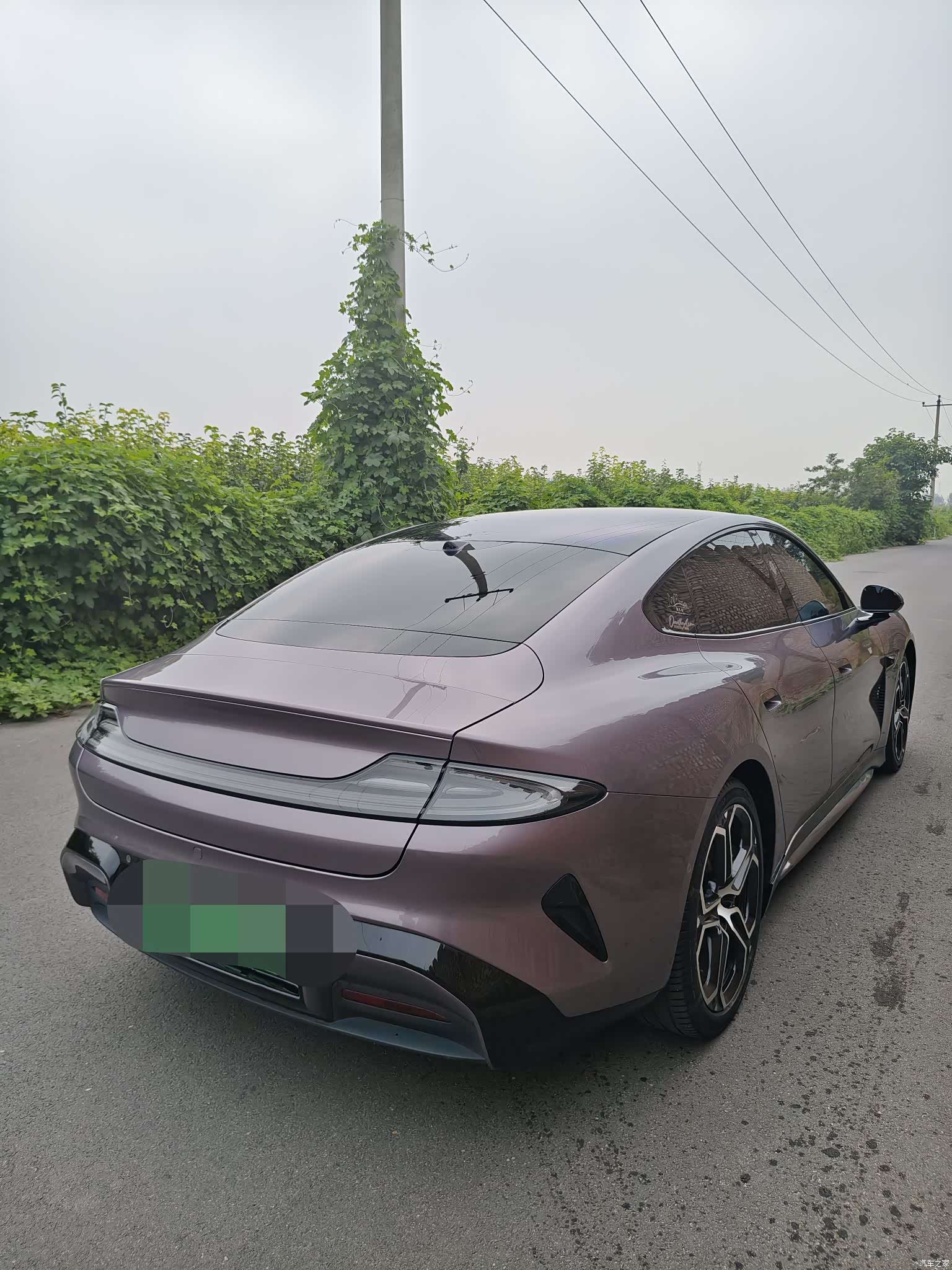 Xiaomi SU7, 2024 10