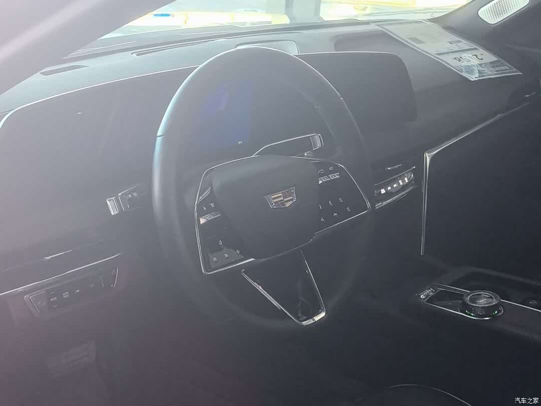 Cadillac CT6, 2023 4