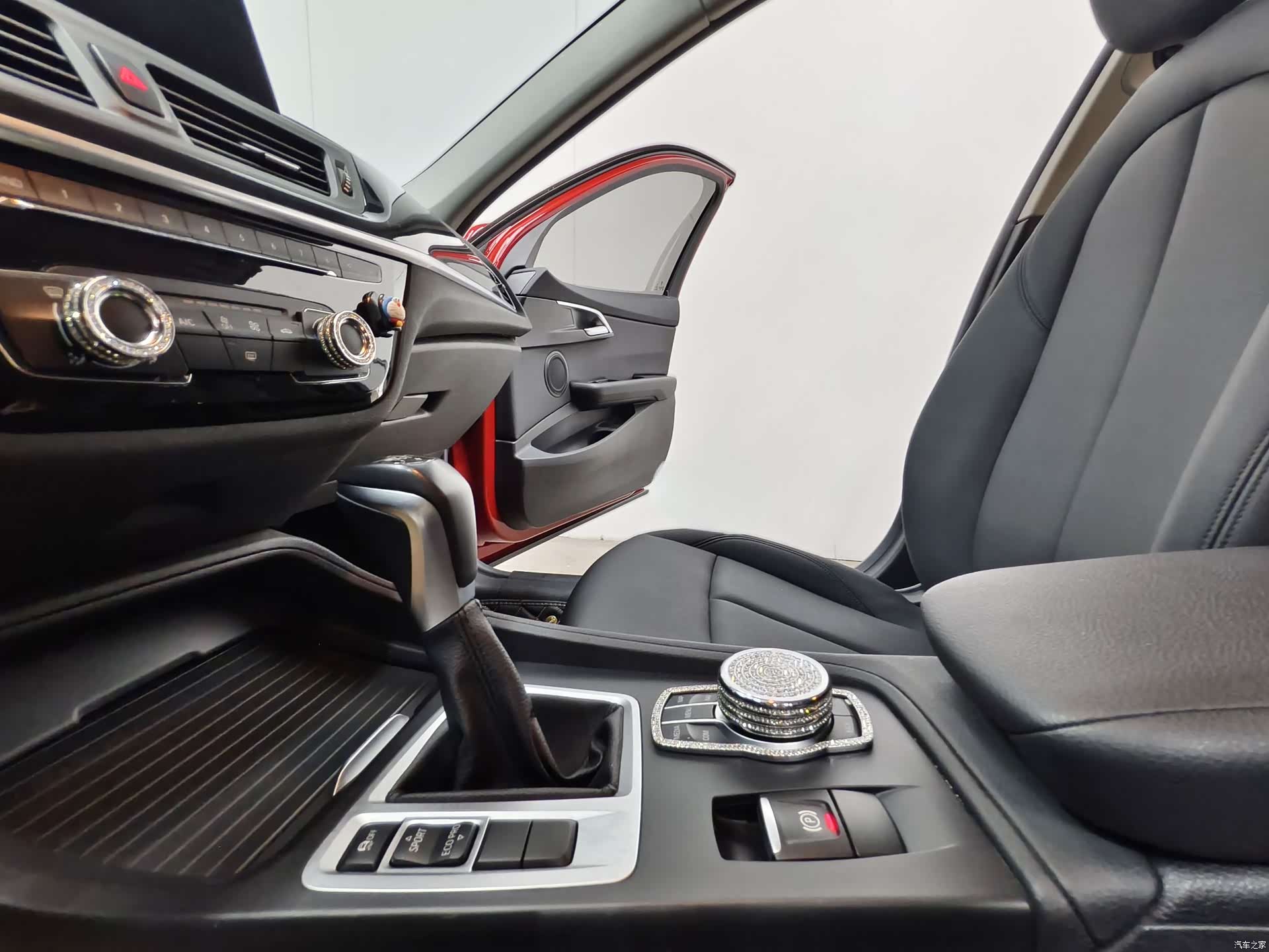 BMW 1 Series, 2019 11