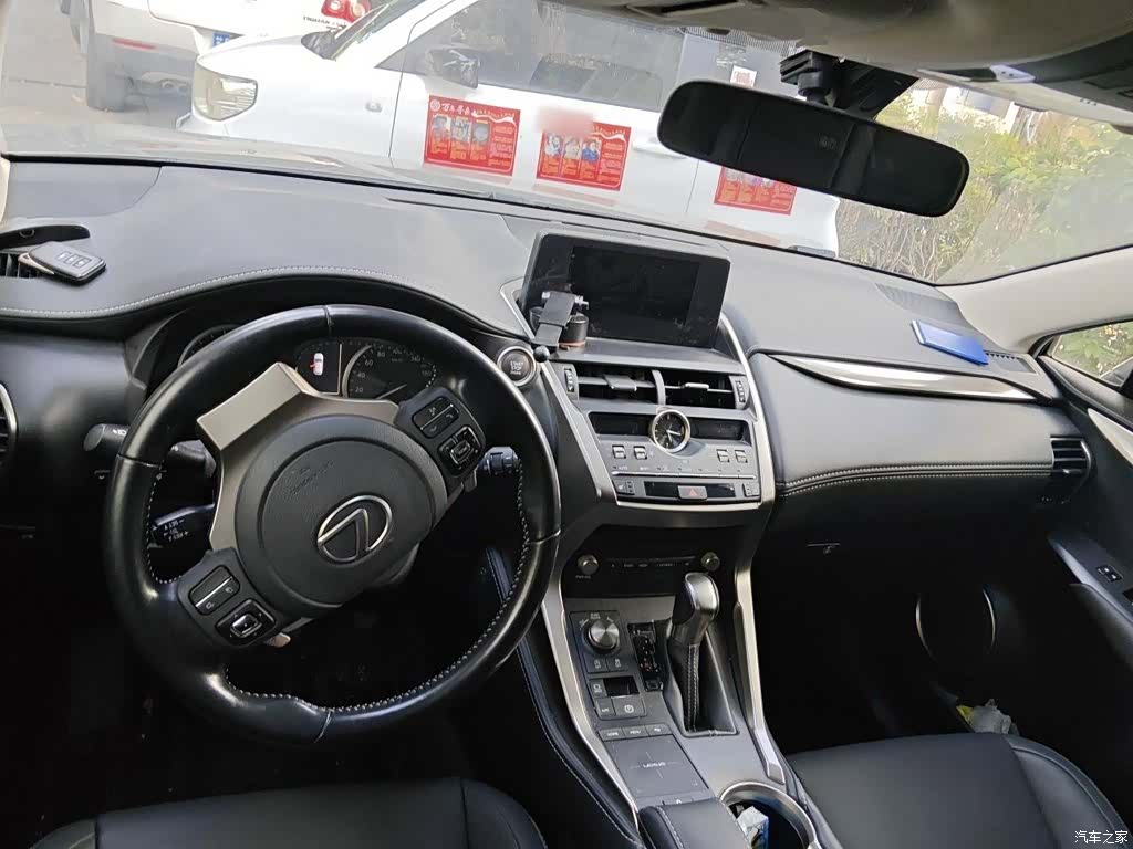 Lexus NX, 2021 все фото