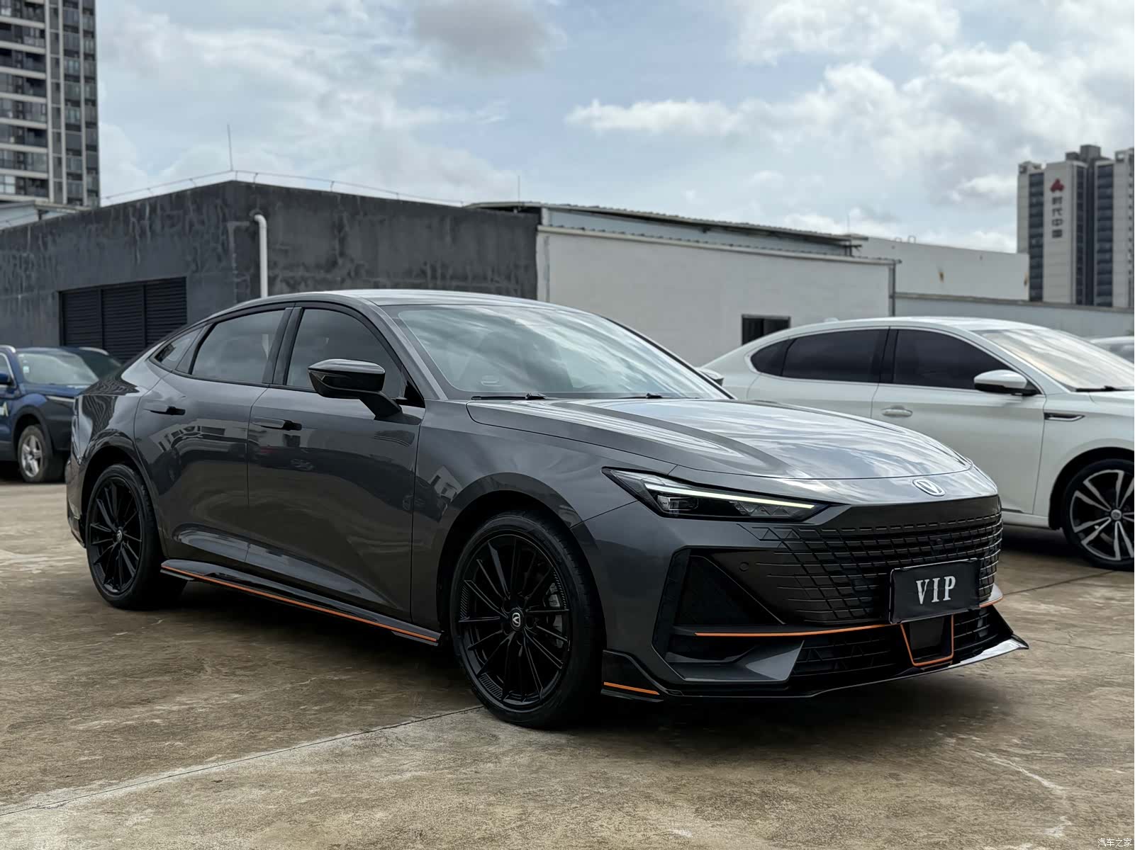 Changan UNI-V, 2023 3