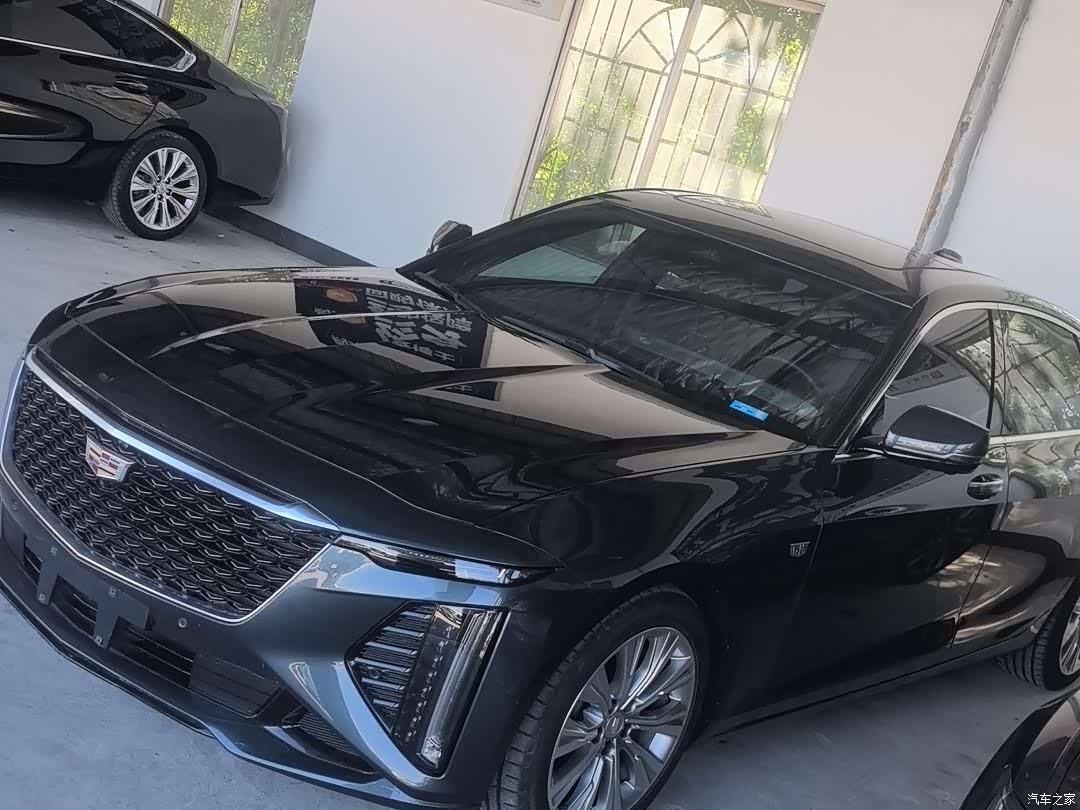 Cadillac CT6, 2023 1