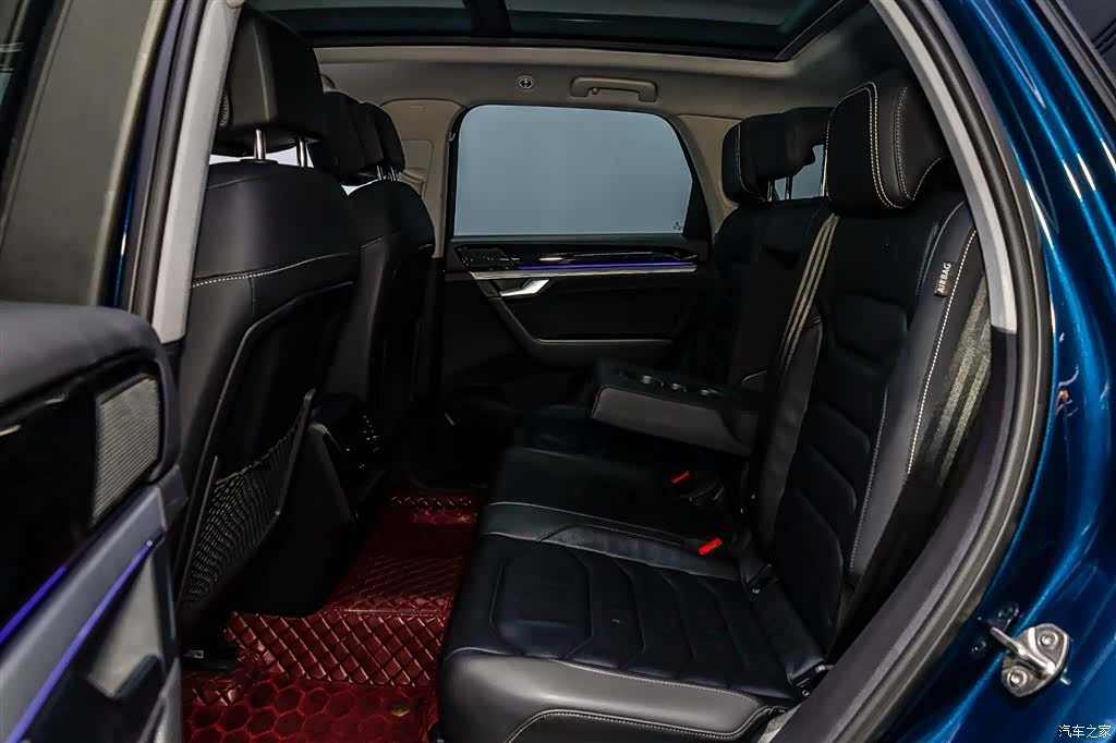 Volkswagen Touareg, 2023 10