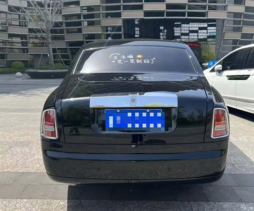 Rolls-Royce Phantom, 2010 4