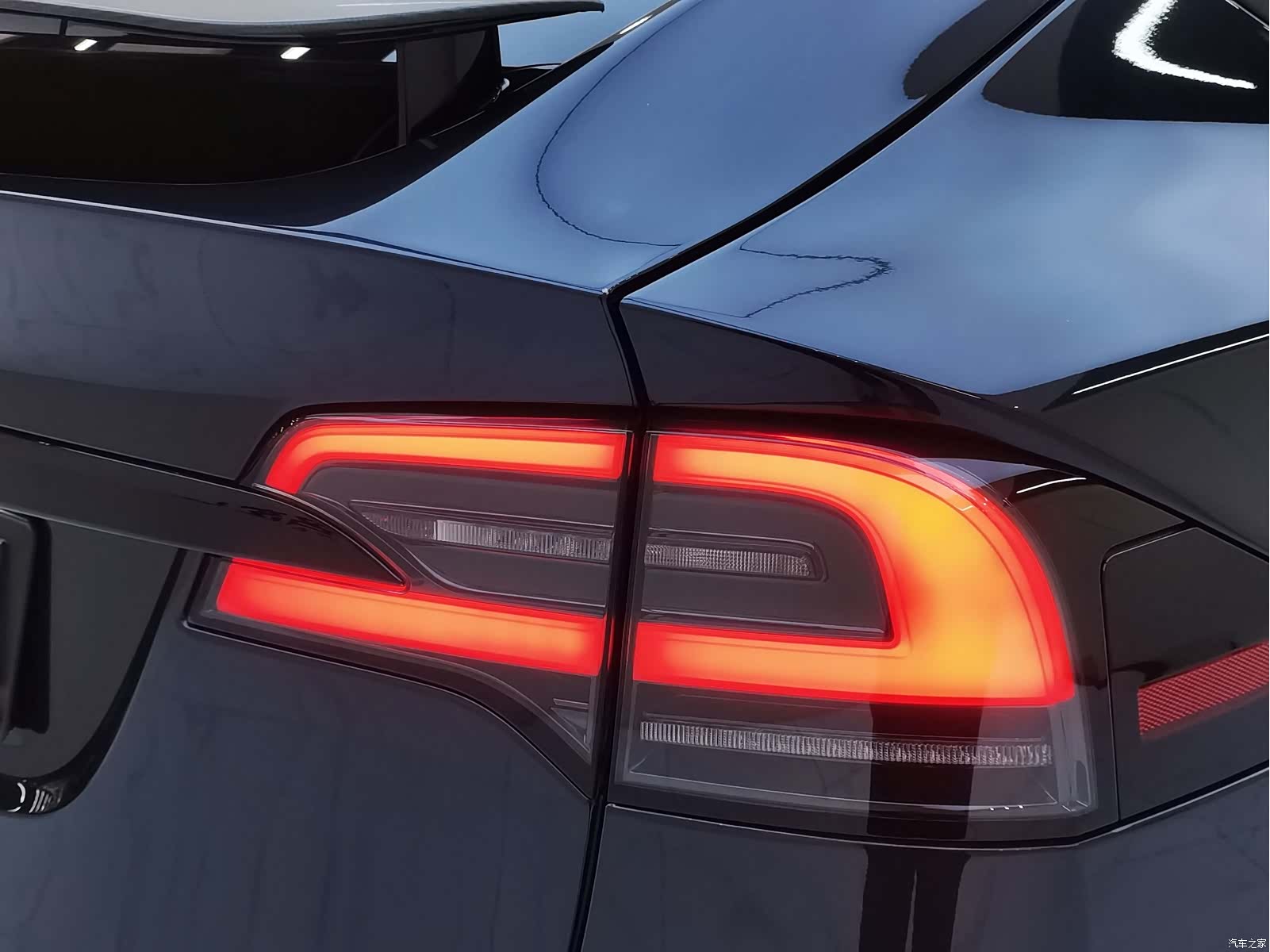 Tesla Model X, 2023 29