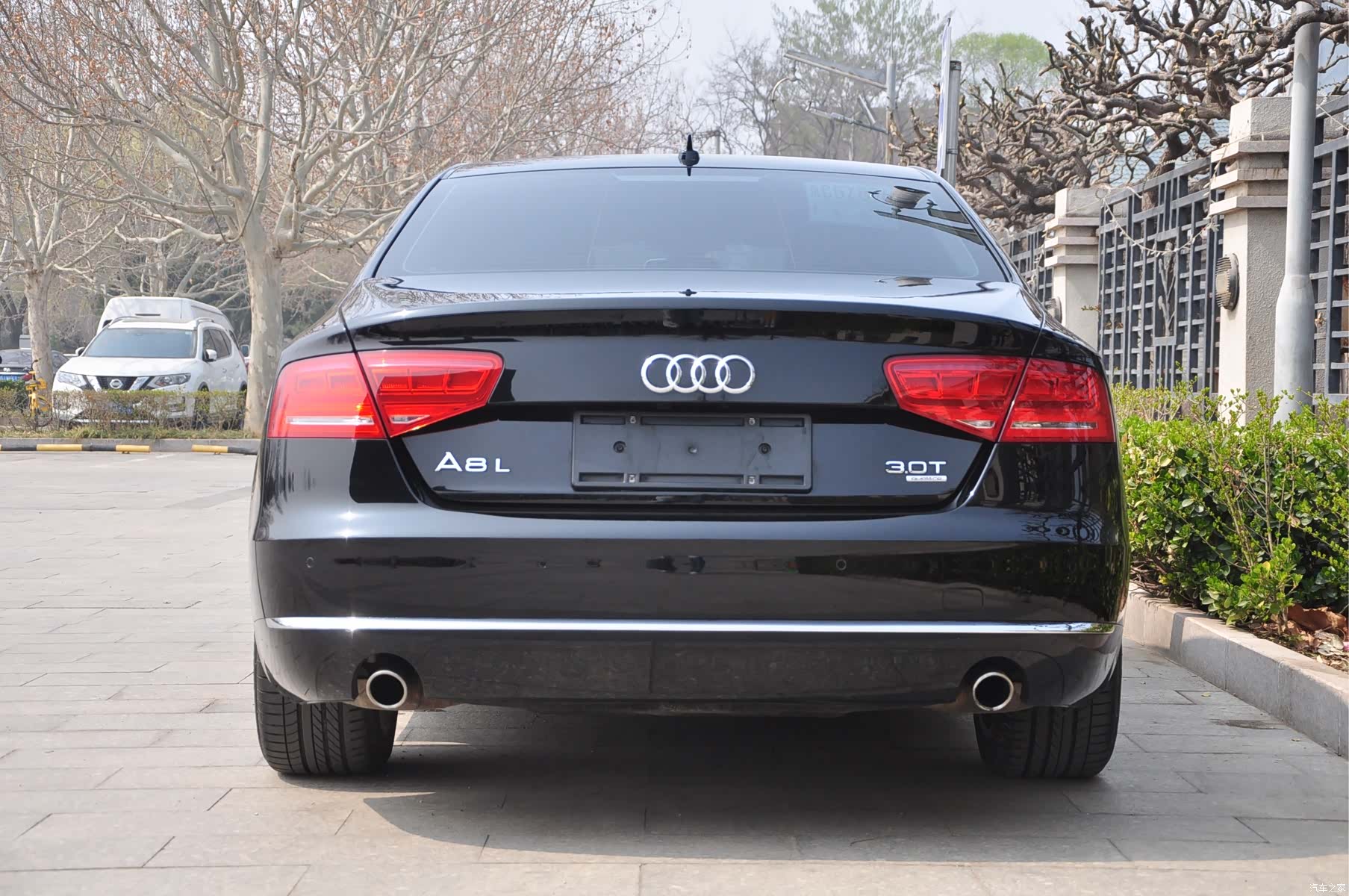 Audi A8L, 2011 все фото