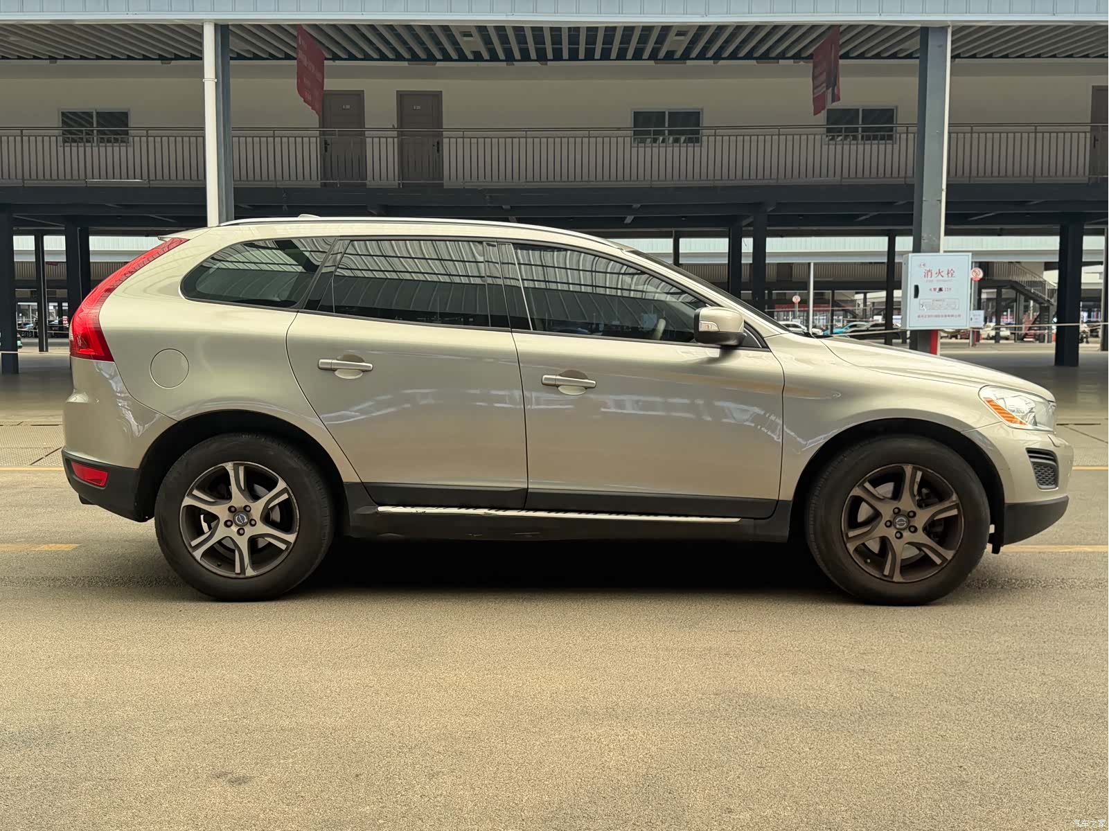 Volvo XC60, 2012 4