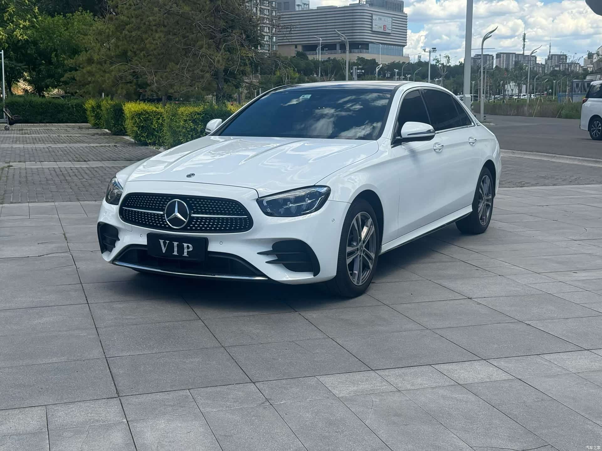 Mercedes-Benz E-Class, 2021 1